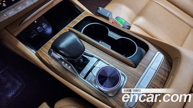 Kia K9 2022 — photo 9
