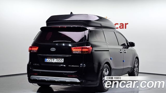 Kia Canival 2016 — photo 2