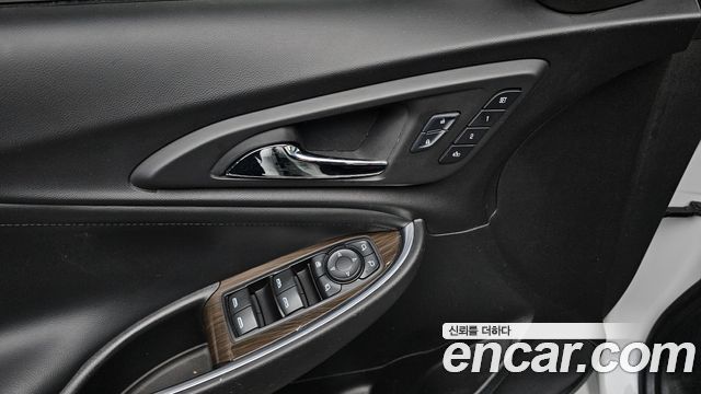 Chevrolet Korea Malibu 2017 — photo 13