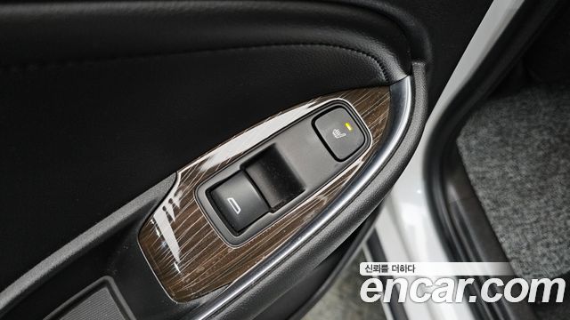 Chevrolet Korea Malibu 2017 — photo 20