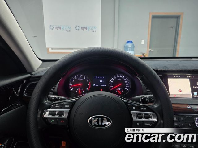 Kia K7 2016 — photo 9