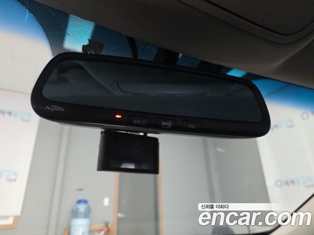 Kia K7 2016 — photo 10