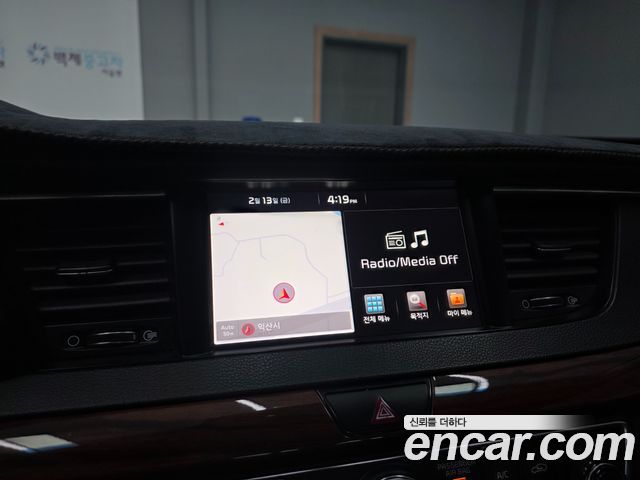 Kia K7 2016 — photo 11