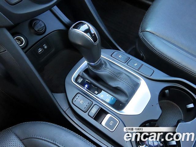 Hyundai Santafe 2016 — photo 10
