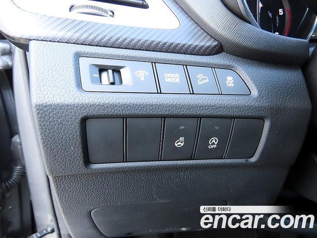 Hyundai Santafe 2016 — photo 12
