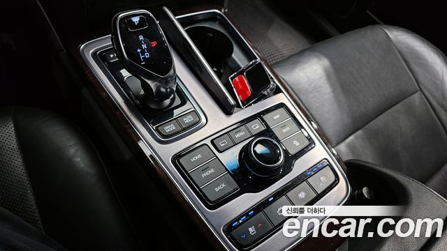 Hyundai Equus 2015 — photo 9