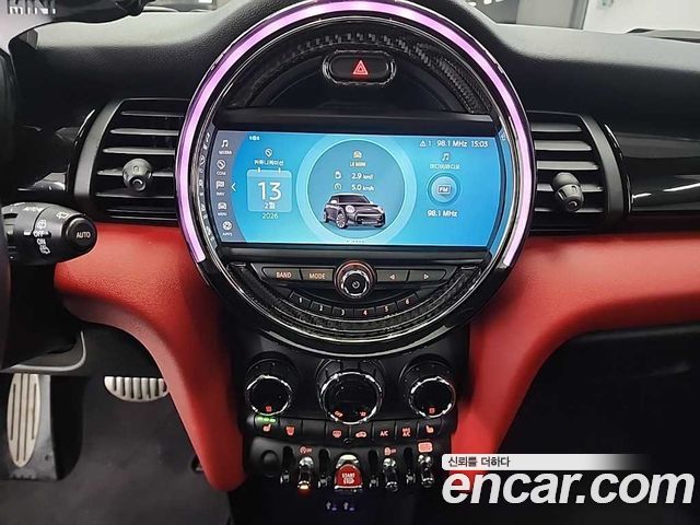 Mini Cooper 2020 — photo 10