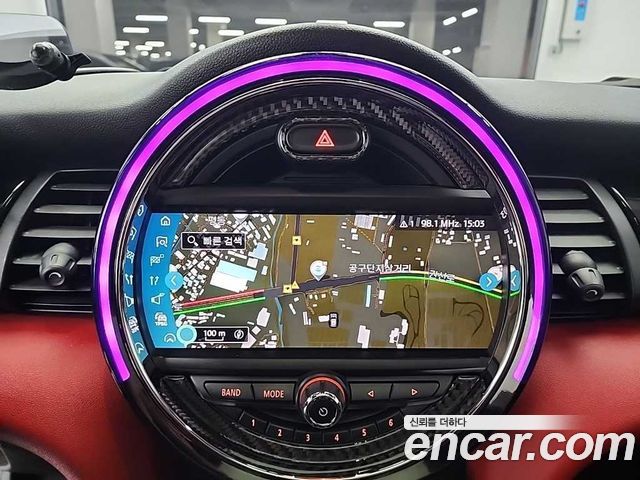 Mini Cooper 2020 — photo 14