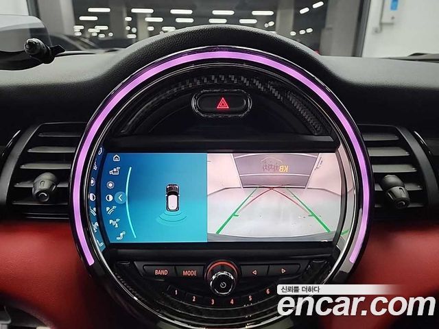Mini Cooper 2020 — photo 15