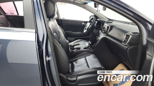Kia Sportage 2016 — photo 11