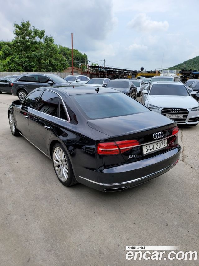 Audi A8 2015 — photo 4