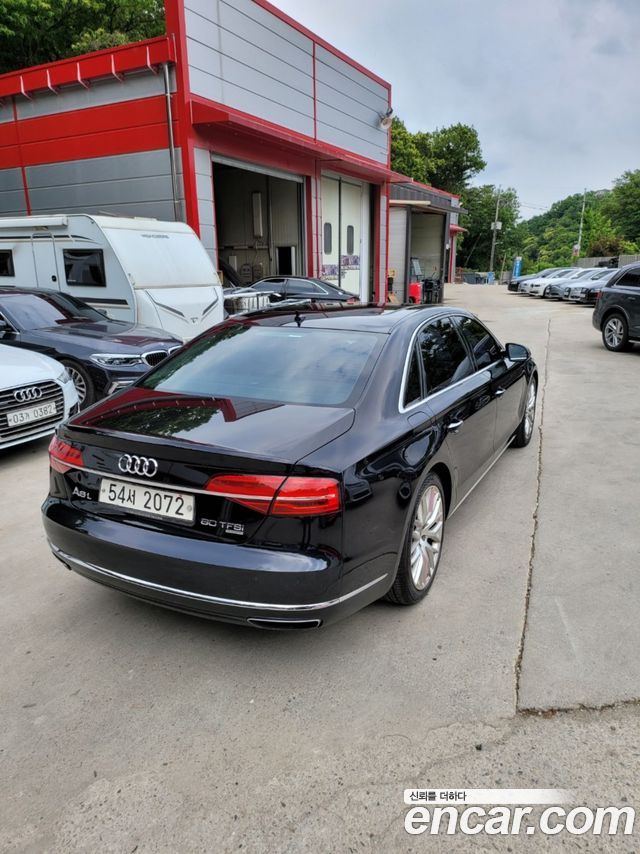 Audi A8 2015 — photo 6