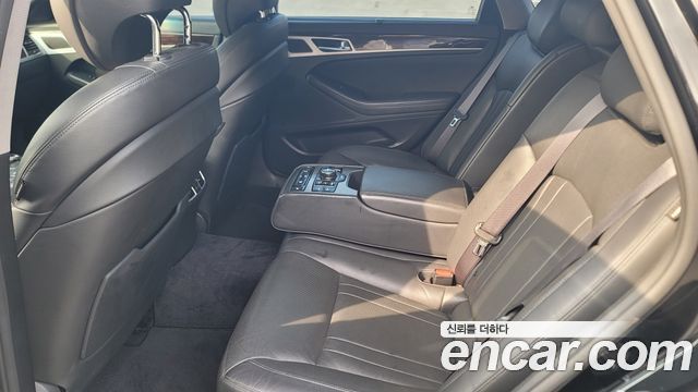 Hyundai Genesis 2016 — photo 12