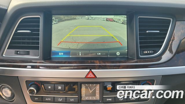 Hyundai Genesis 2016 — photo 16