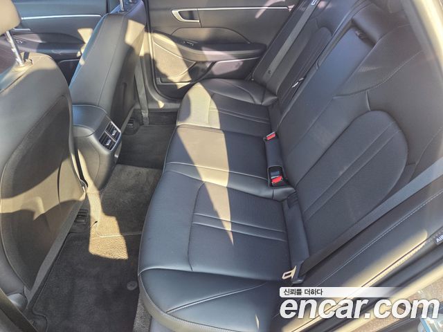 Hyundai Sonata 2021 — photo 8