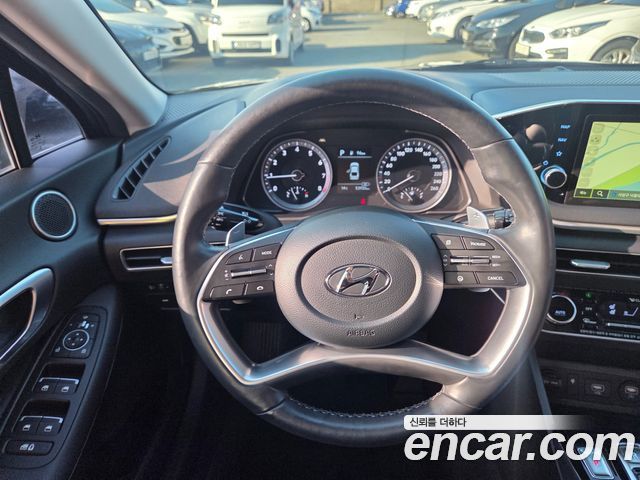 Hyundai Sonata 2021 — photo 12