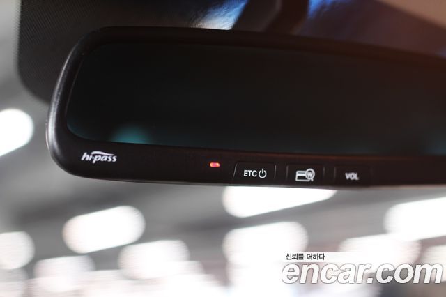 Kia Canival 2012 — photo 17