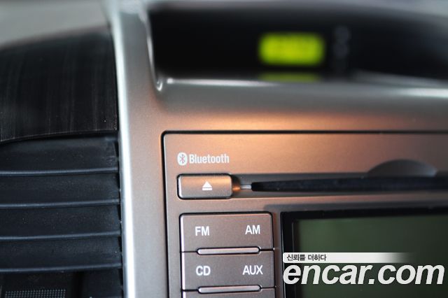 Kia Canival 2012 — photo 18