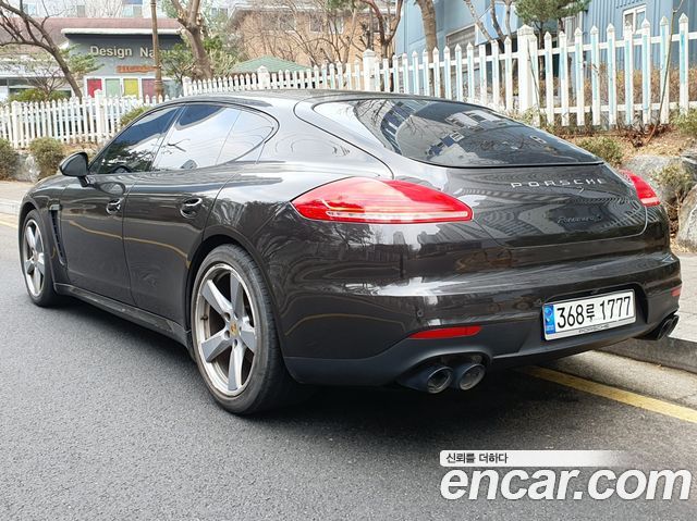 Porsche Panamera 2016 — photo 2