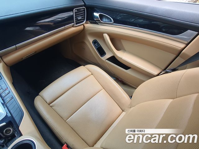 Porsche Panamera 2016 — photo 18