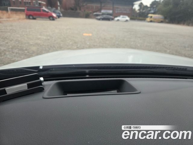 Mercedes-Benz C-Class 2017 — photo 11