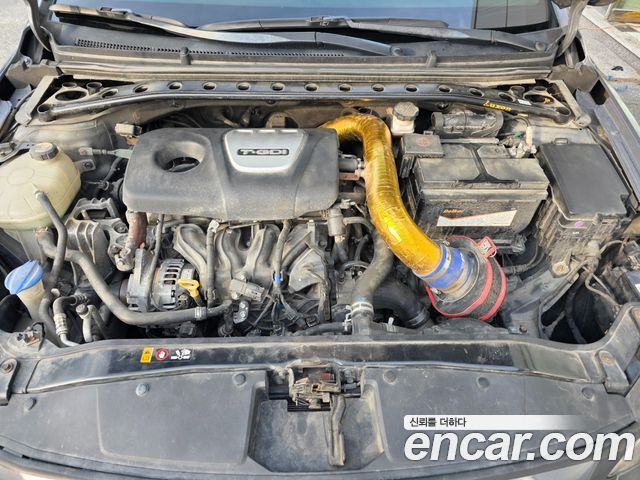 Hyundai AVANTE 2018 — photo 6