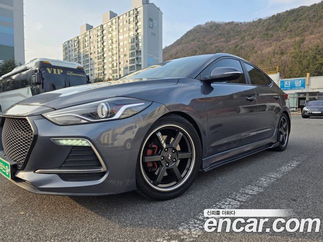 Hyundai AVANTE 2018 — photo 20