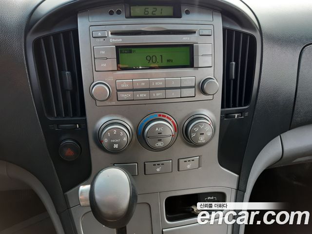 Hyundai Starex 2016 — photo 10