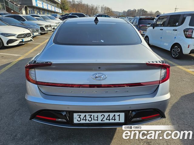 Hyundai Sonata 2022 — photo 6