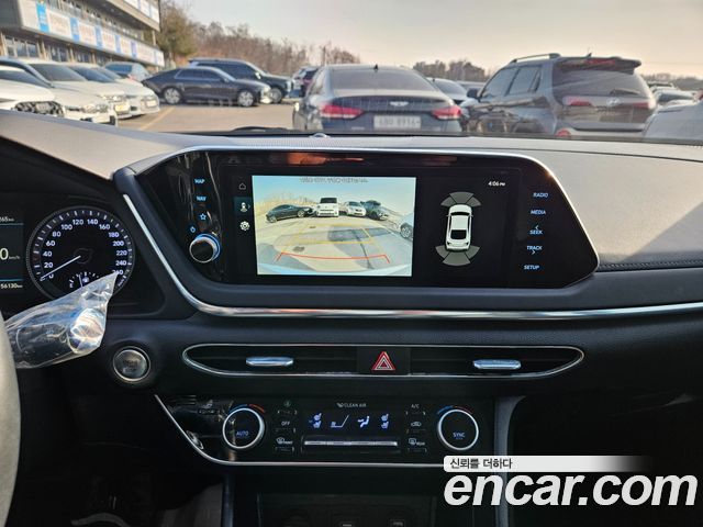 Hyundai Sonata 2022 — photo 18