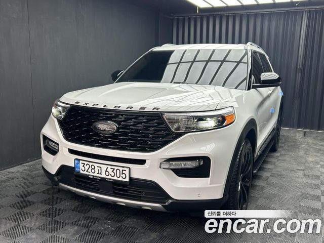 Ford Explorer 2022 — photo 2