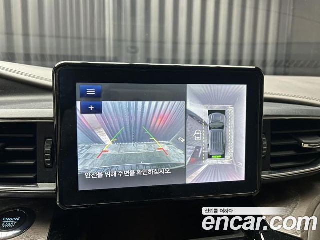 Ford Explorer 2022 — photo 11