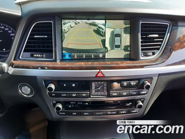 Hyundai Genesis 2016 — photo 10