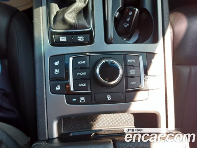 Hyundai Genesis 2016 — photo 11