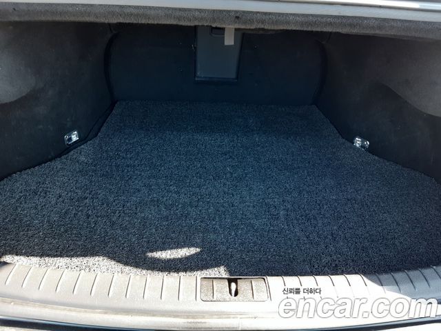 Hyundai Genesis 2016 — photo 17