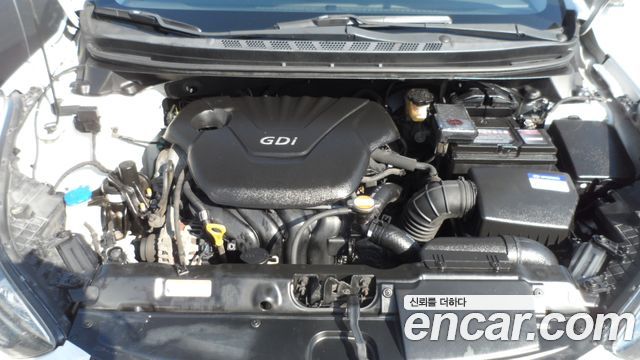 Hyundai AVANTE 2011 — photo 6