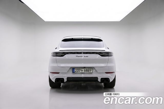 Porsche Cayenne 2021 — photo 7