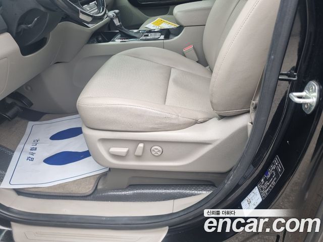Kia Canival 2020 — photo 8