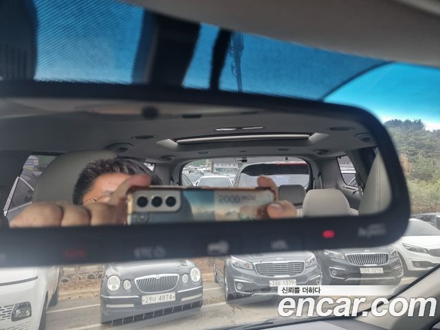 Kia Canival 2020 — photo 17