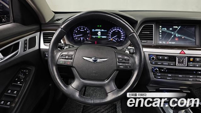 Genesis G80 2018 — photo 13