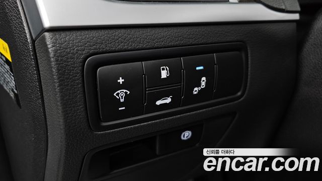 Genesis G80 2018 — photo 16