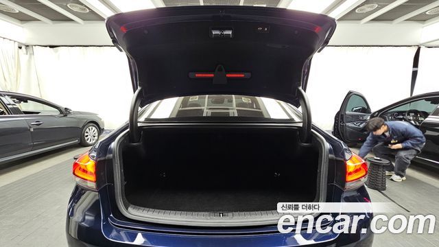 Genesis G80 2018 — photo 20