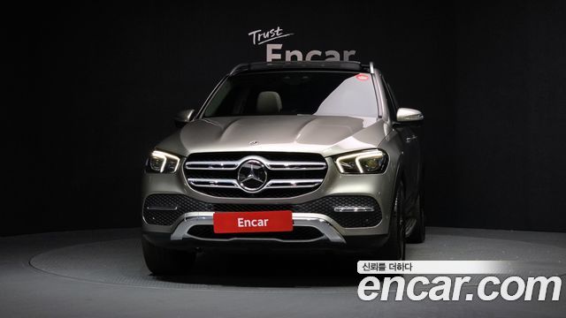 Mercedes-Benz GLE-Class 2021 — photo 3