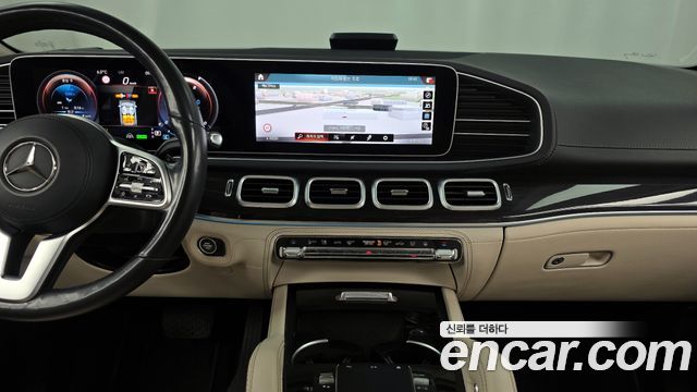 Mercedes-Benz GLE-Class 2021 — photo 14