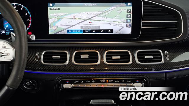 Mercedes-Benz GLE-Class 2022 — photo 14