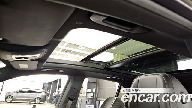 Mercedes-Benz GLE-Class 2022 — photo 18