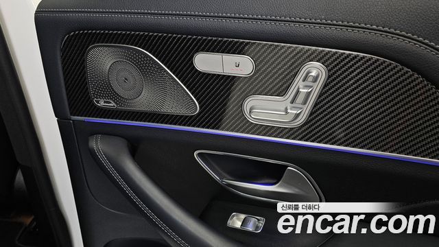 Mercedes-Benz GLE-Class 2022 — photo 19