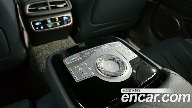 Genesis G80 2022 — photo 17