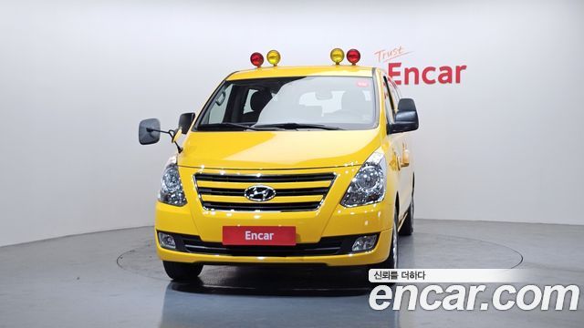 Hyundai Starex 2017 — photo 3