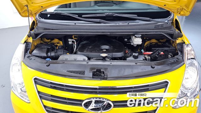 Hyundai Starex 2017 — photo 6